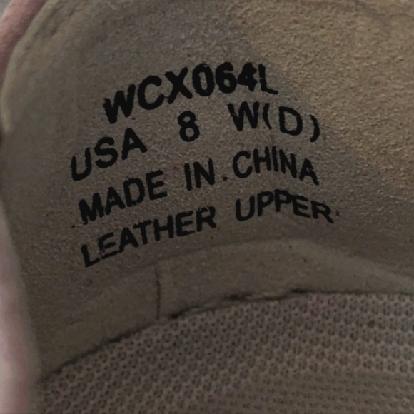 NWOT Propet Woman's Leather Cabrini Metallic Laser Cut Shoes Size 8W(D) - Picture 5 of 8